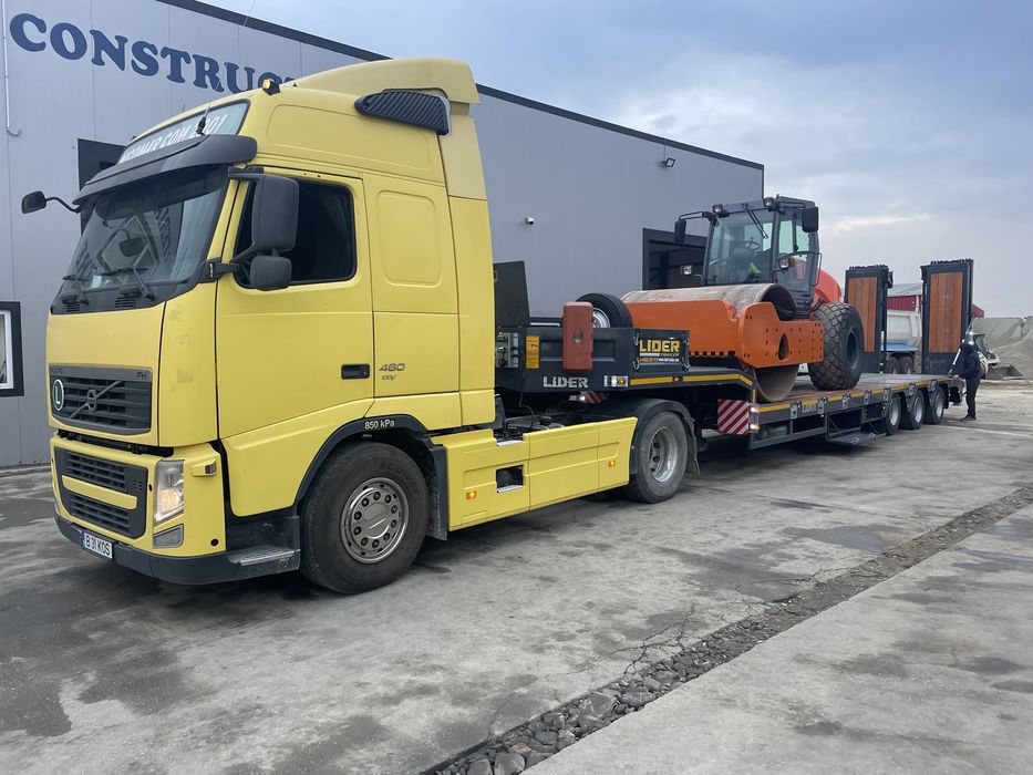 Inchiriere excavator 22 to pe roti, 14 to pe senile cauciuc, Cilindru