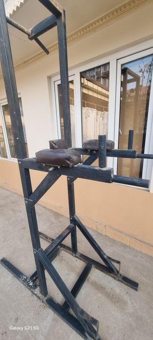 Турник сотилади.         .     .       .