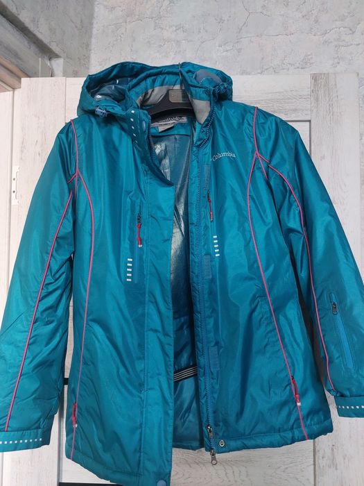 Продам горнолыжный костюм ХL размера (48-50 ) Новый