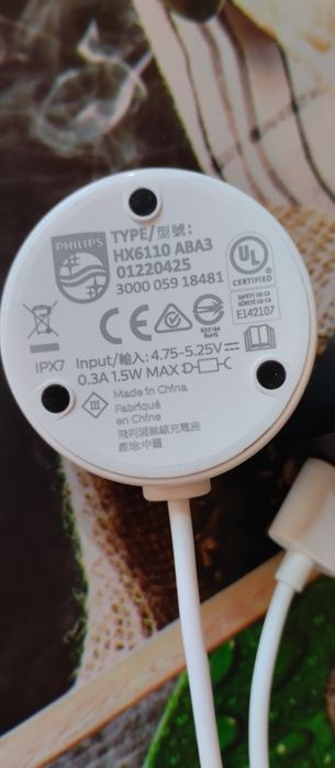 Зарядно за четка за зъби Филипс Philips