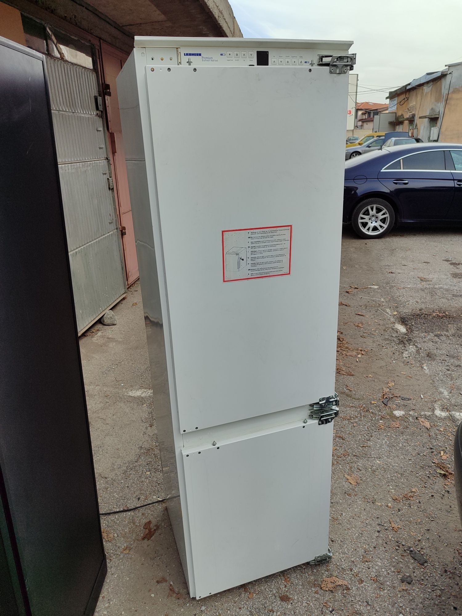 Хладилник с фризер Liebherr ICBN 3056 - NoFrost За вграждане клас А+