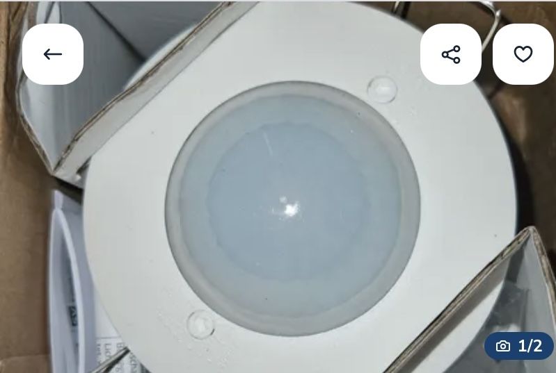 Detector de miscare de tavan