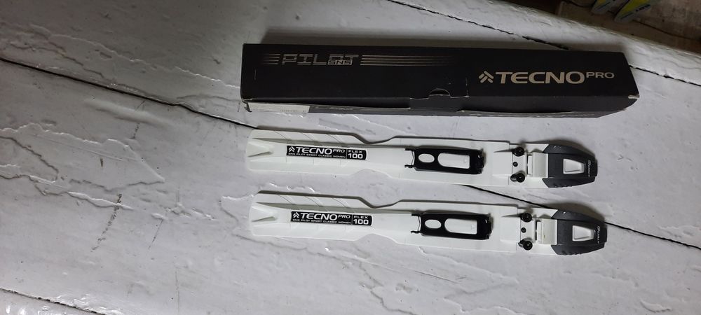 Лыжные крепления