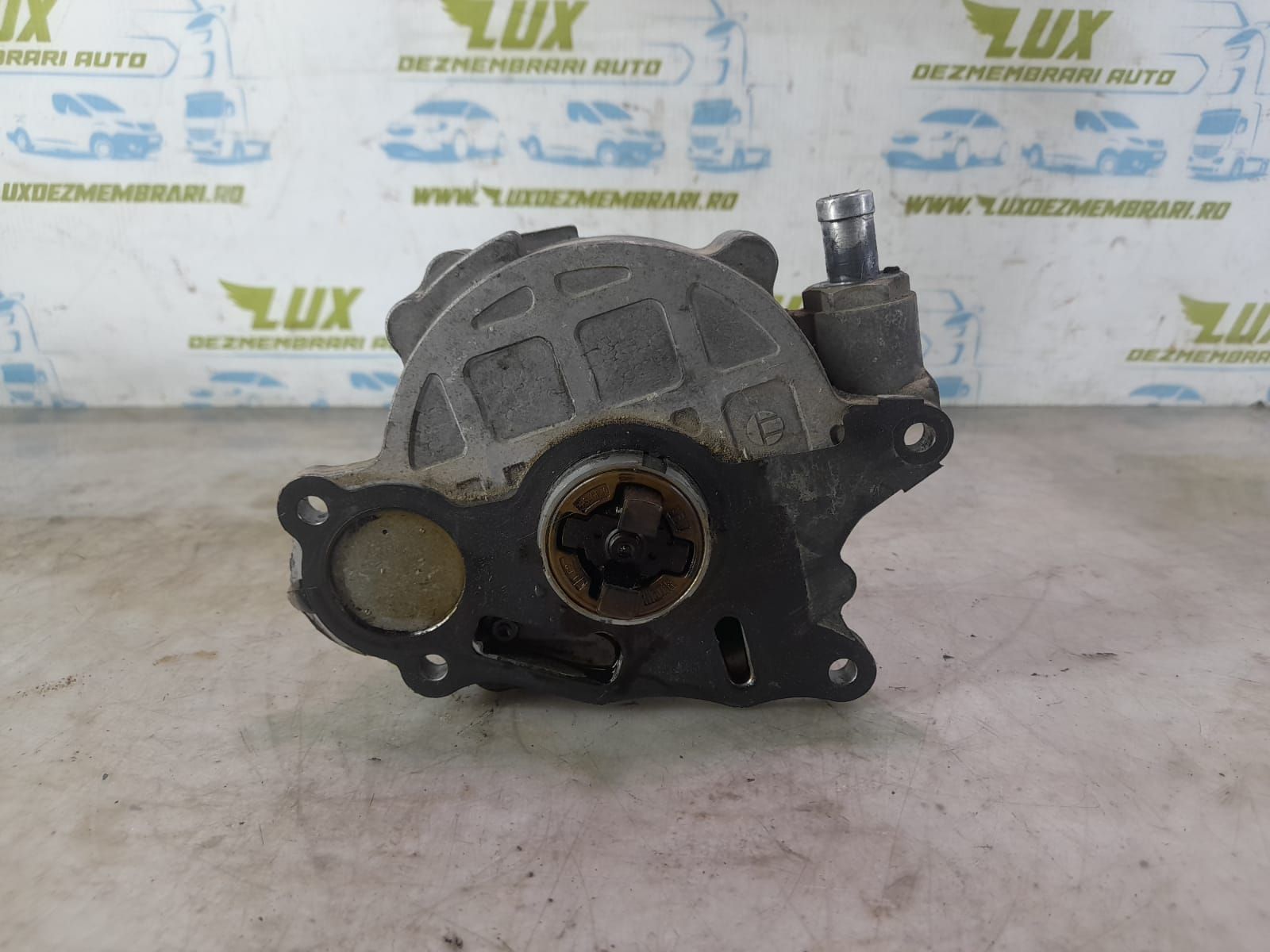 Pompa vacuum 03L145100 2.0 tdi CBAB Volkswagen VW Crafter 1 [facelift