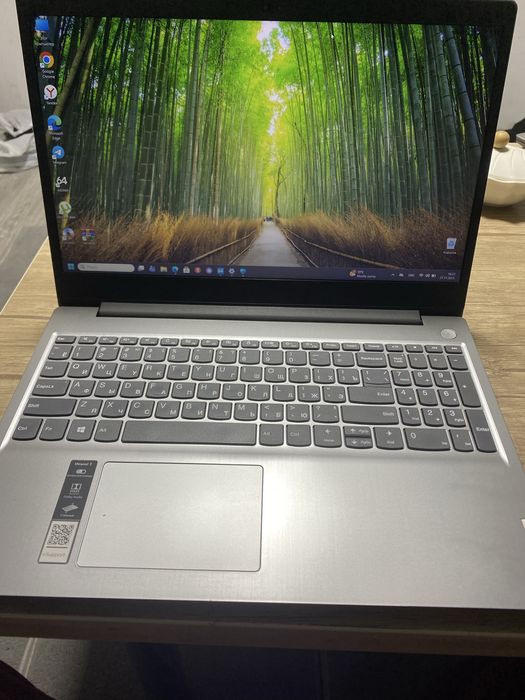 Срочно продаю Lenovo i5-10 поколения