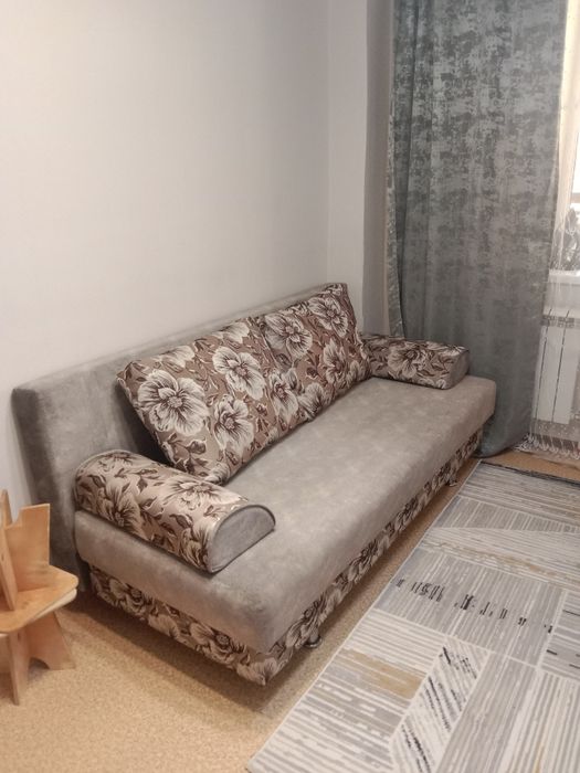 Продам диван в хорошем состоянии