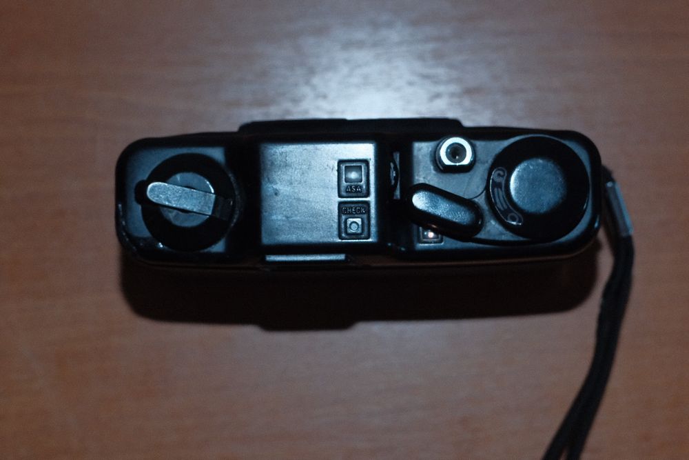 Chinon Bellami, point and shoot 35mm film