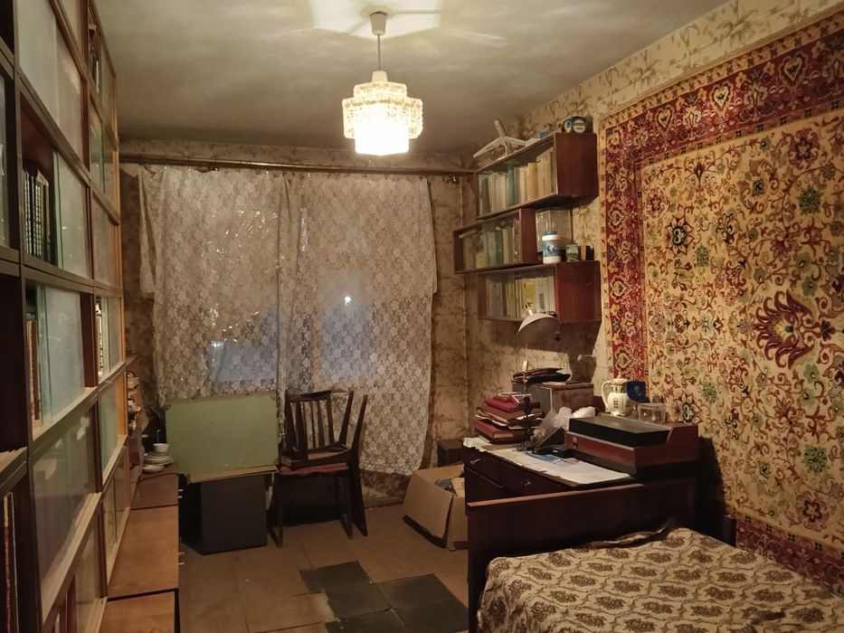 2 х комнатная квартира на 3/5 Ескалиева 182