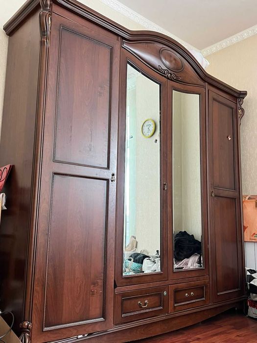 продам спальный гарнитур