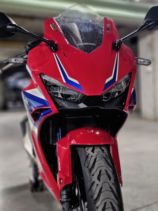 Honda cbr 500r 2025 doar 2000km rulați!