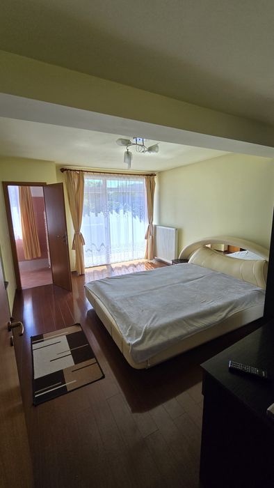 Vand sau schimb vila in zona UTA str Paltinului nr 11a