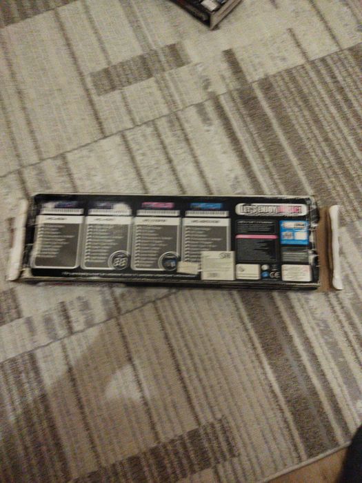 Продам сентизатор пианинл