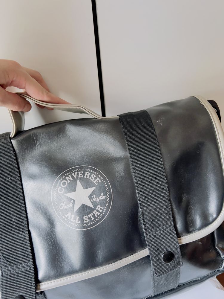 Converse кожена чанта (30 см)
