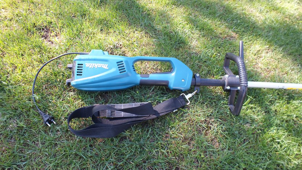 Trimmer electric Makita UR3500, 700 W