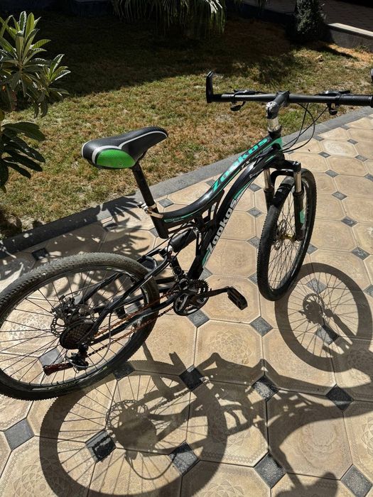 Горный велосипед сотилади.