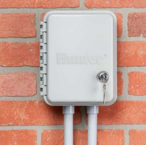 Програматор за напоителна система Hunter XC-401-E с 4 станции