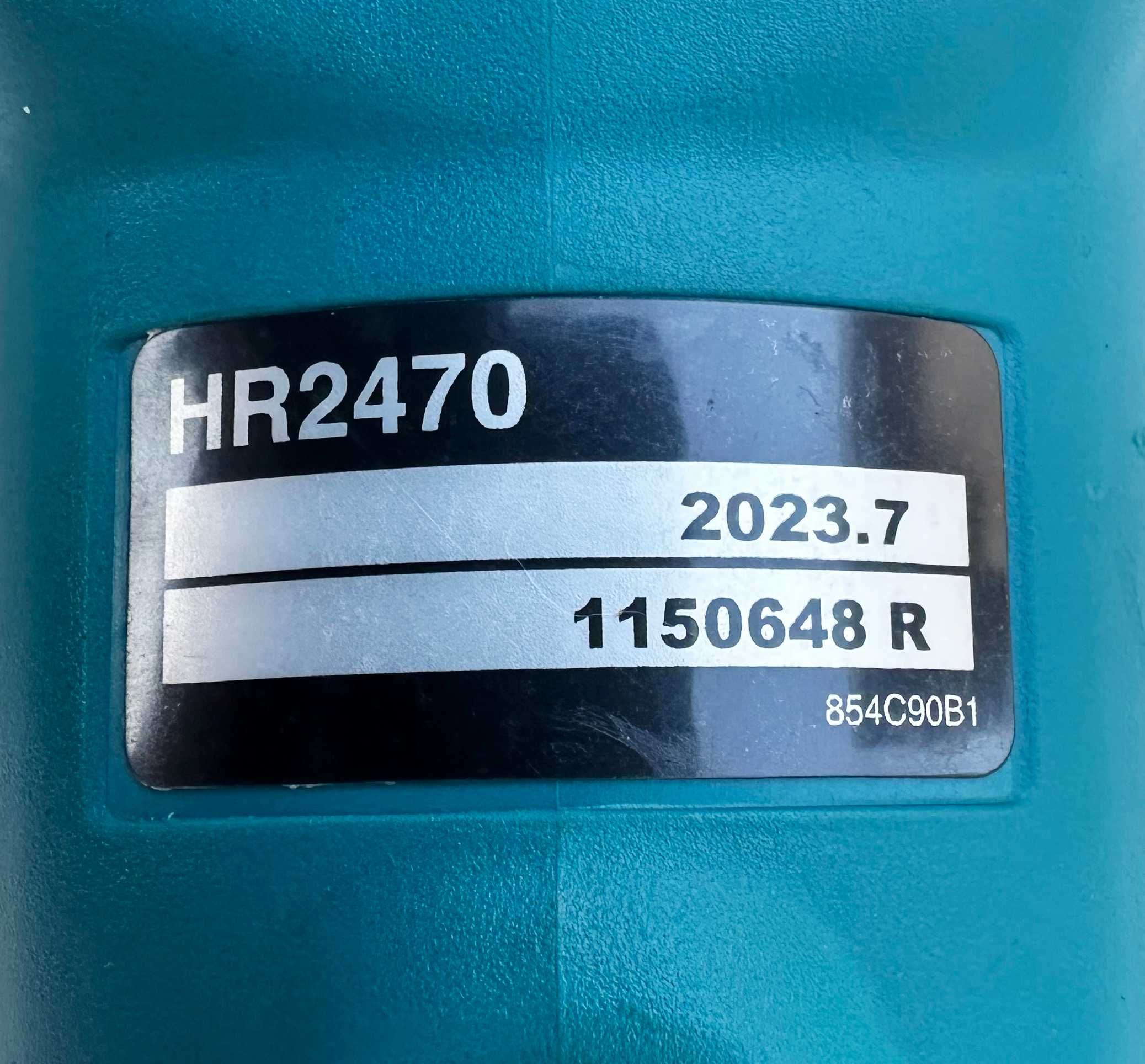 Makita HR2470 - Електрически перфоратор 780W 2.4J 2023г. като нов!