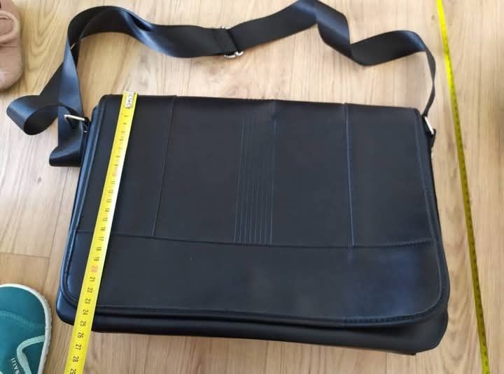 Geantă bărbați Reserved, nouă