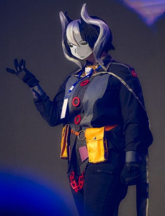 Продам косплейный костюм