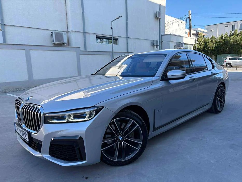 BMW Seria 7 Pachet "M"/ Interior deosebit/ Istoric numai la Bavaria/ Km Reali