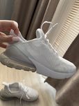 дамски маратонки Nike 270