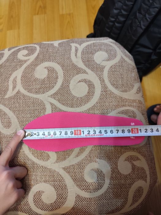 Продавам детски нови гуменки