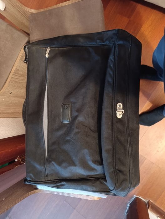 Сумка Dustin для костюма