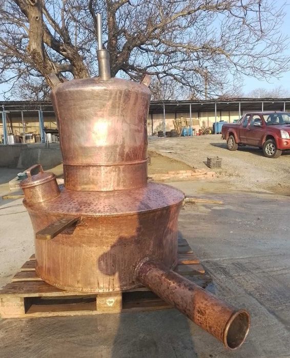 Vând cazan de făcut tuica 160 litri