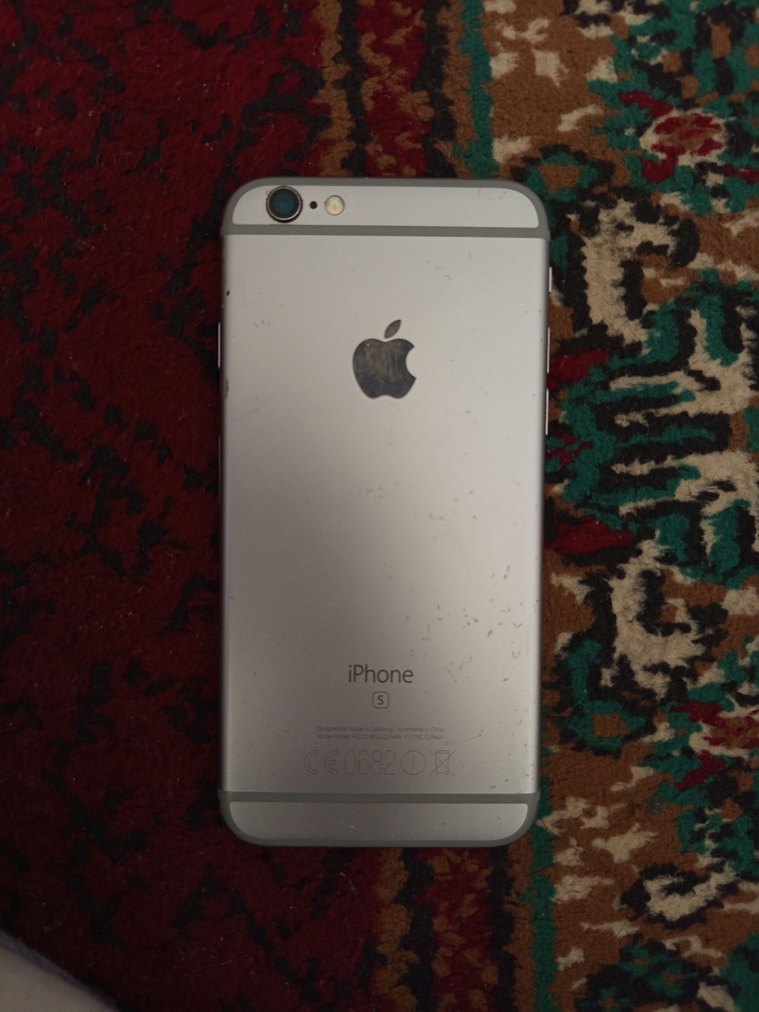 iPhone 6s holati yaxshi