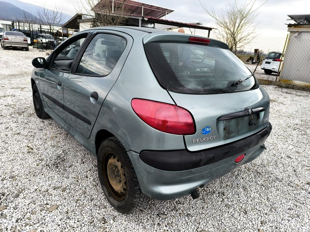 Peugeot 206 1.4 75к.с. НА ЧАСТИ