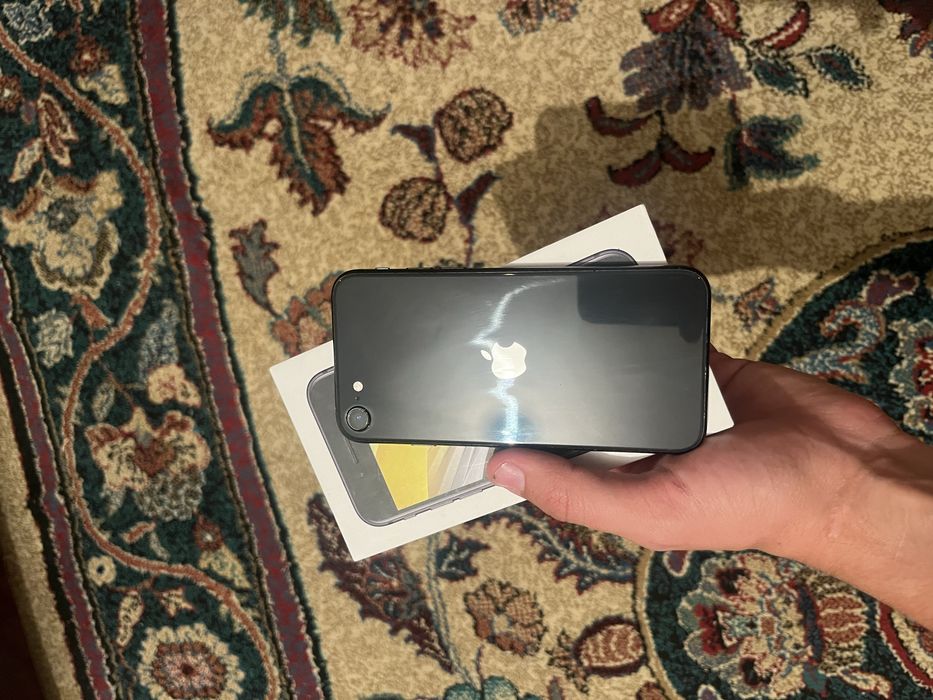Apple Iphone SE 64gb Айфон СЕ 64гб