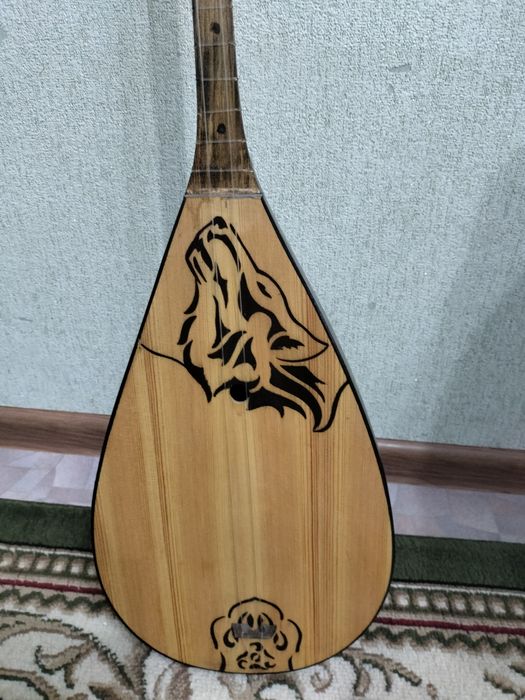 Продам новую домбру