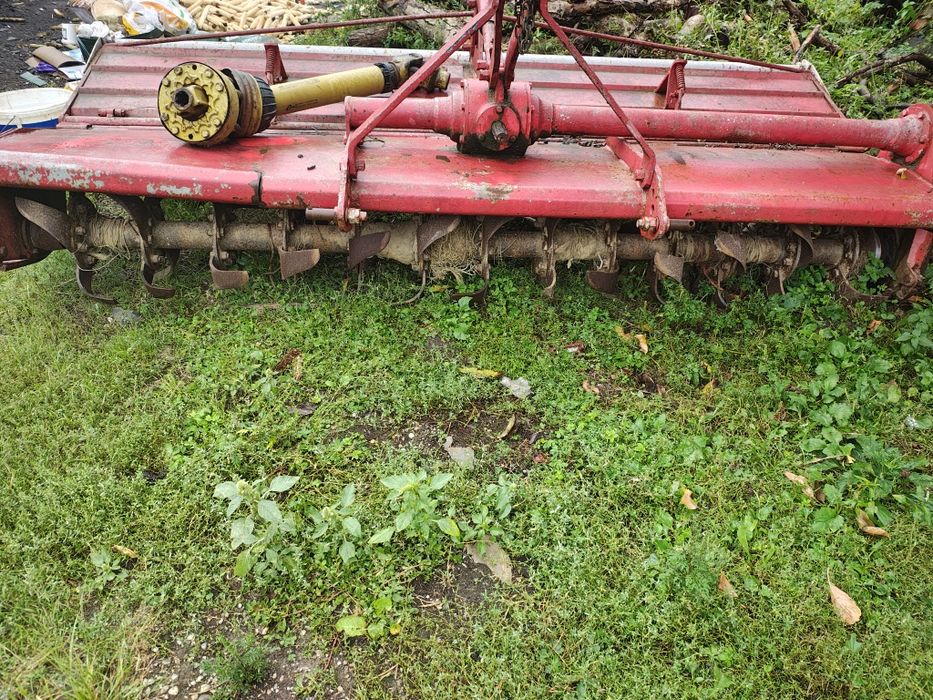 Freza pentru pământ