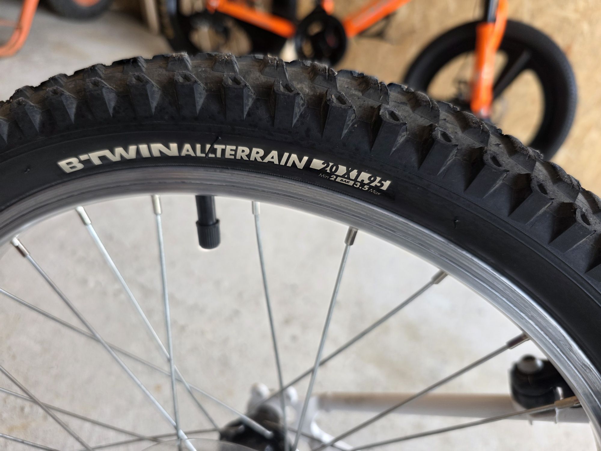 Vand bicicleta btwin rockrider roti pe20 de copii