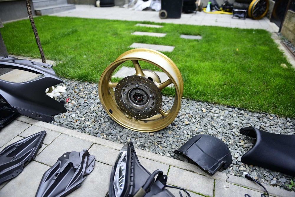 Yamaha FZ8 Fazer Carena / Far / piese   / Ghidon Rizoma / scarite /