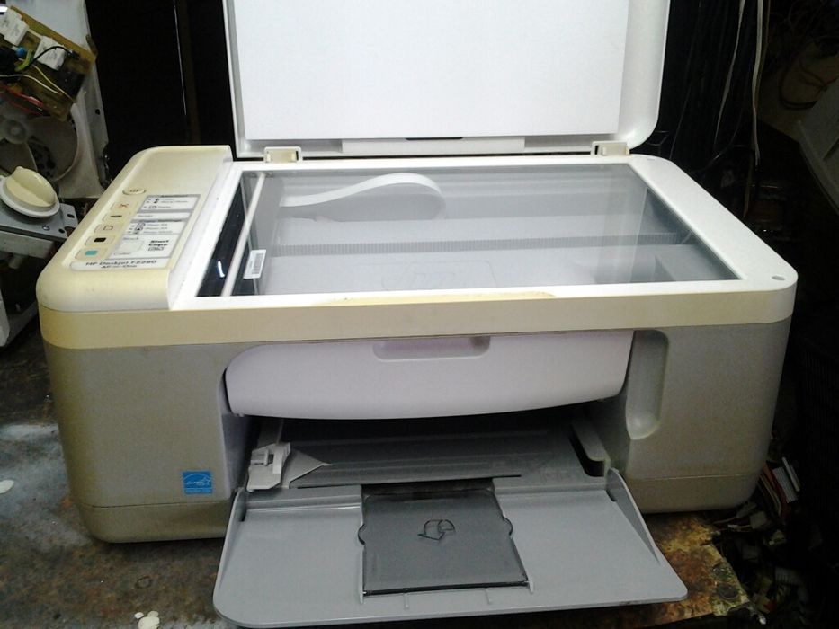 Продавам принтер с ксерокс