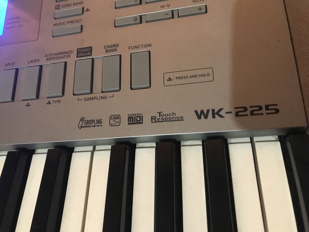 Синтезатор Касио Casio