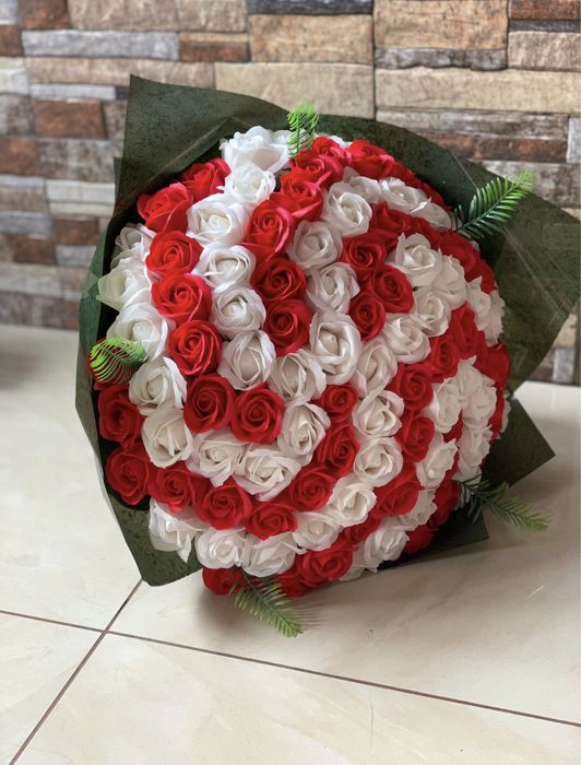 Buchete din trandafiri