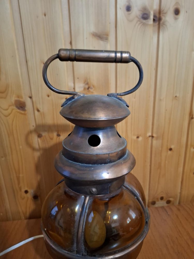 Lampa antic functioneaza