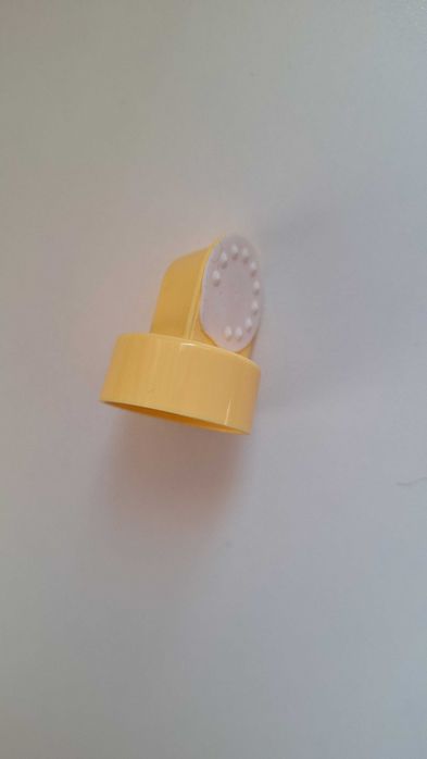 Помпа за кърма Medela Swing с всички необходими части + подарък
