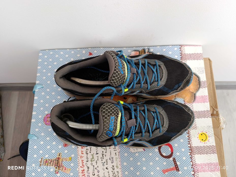 ''Asics Gel Fuji Attack 2''оригинални маратонки 43.5 номер