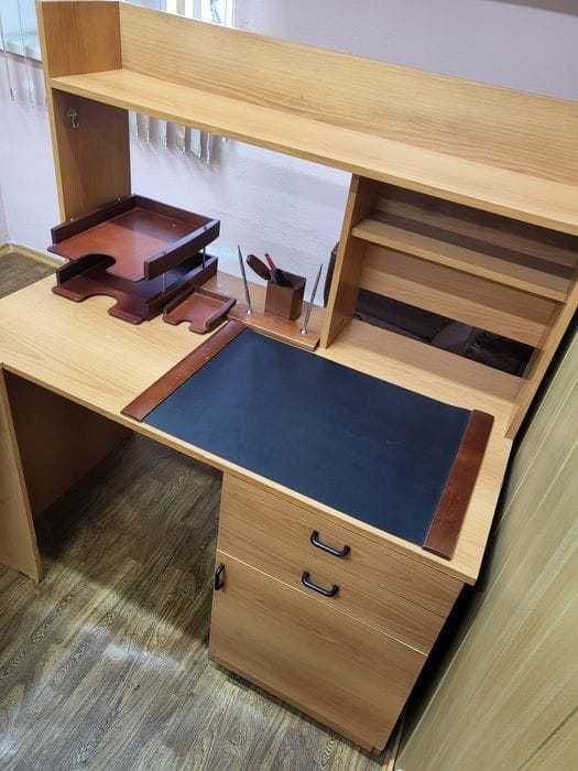 стол офисный компьютерный