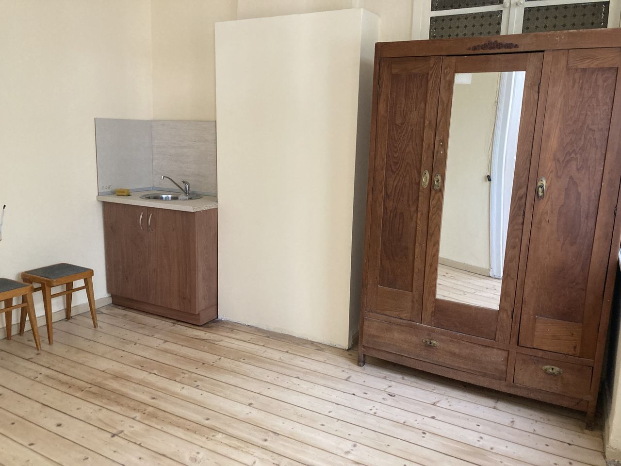 Дава се под наем Етаж от къща в Варна, Нептун - 100 кв.м за 765 € - Снимка #7