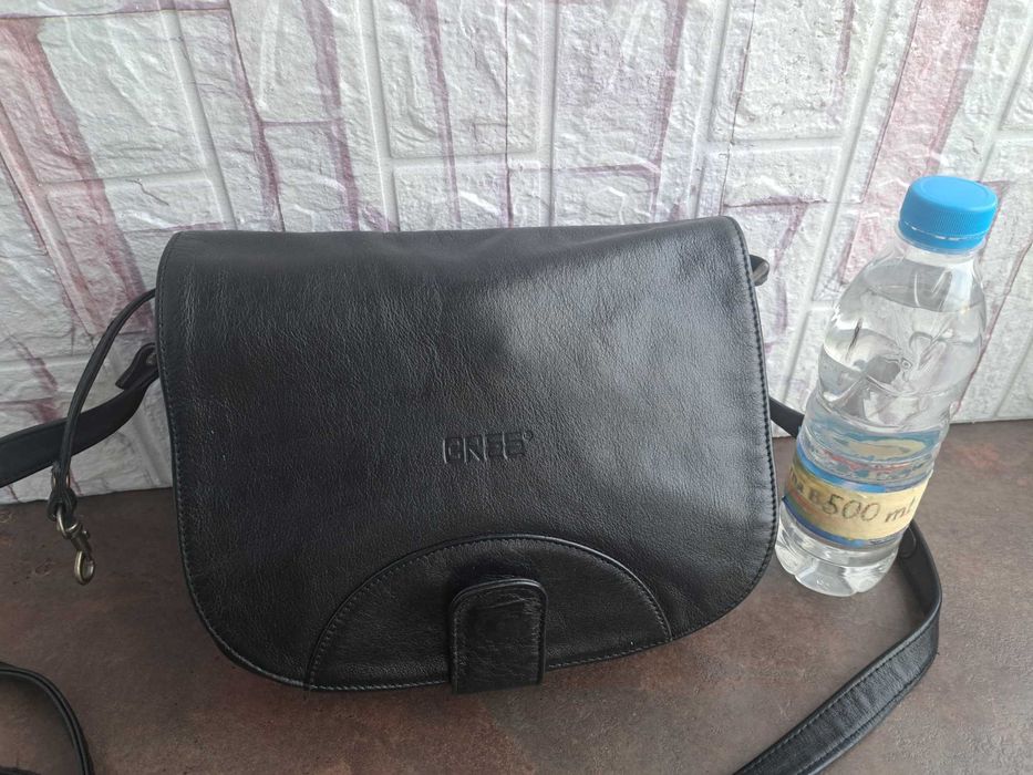 дамска чанта,Bree,малка черна кожена торба-естествена кожа