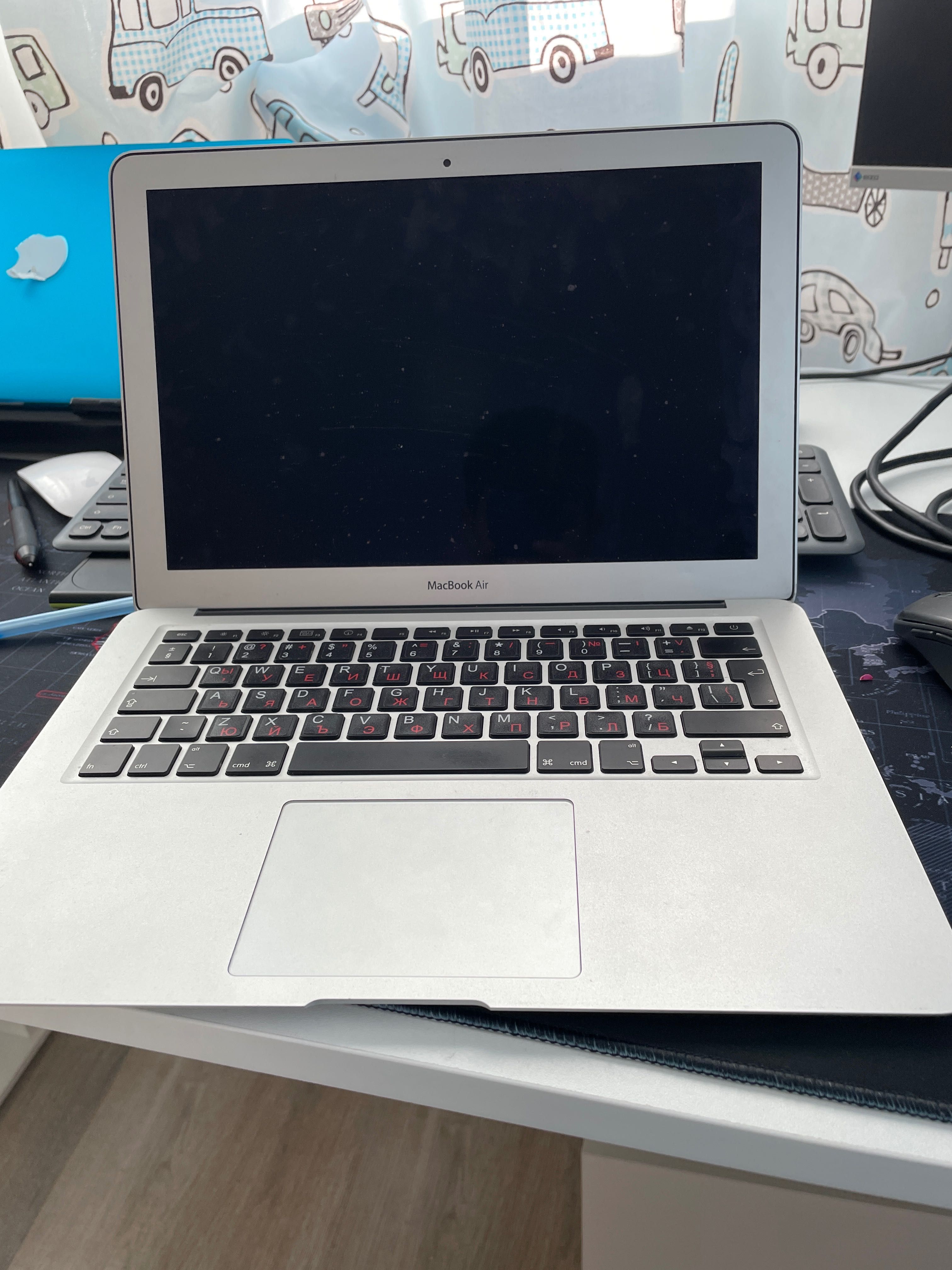 MacBook Air 13 отлично