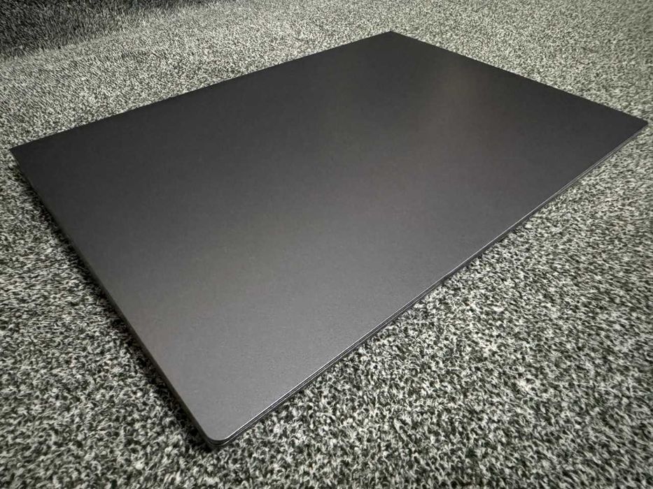 Laptop 16'' / Tunhail UL160 TY / i5 + 1 Tb + 16 Gb RAM / NOU