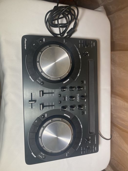 Consola DJ pioneer DDJ WeGo3