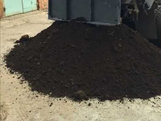 Pamant negru vegetal, pamant gradina, nisip gazon, pamant galben