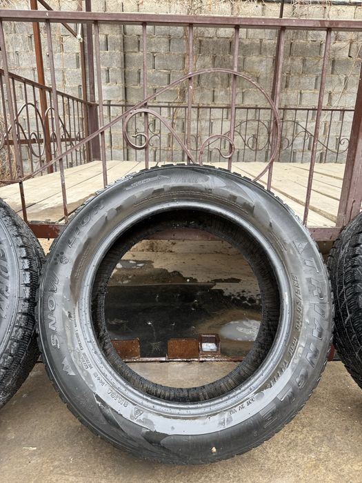 235/60R18 Сатылады