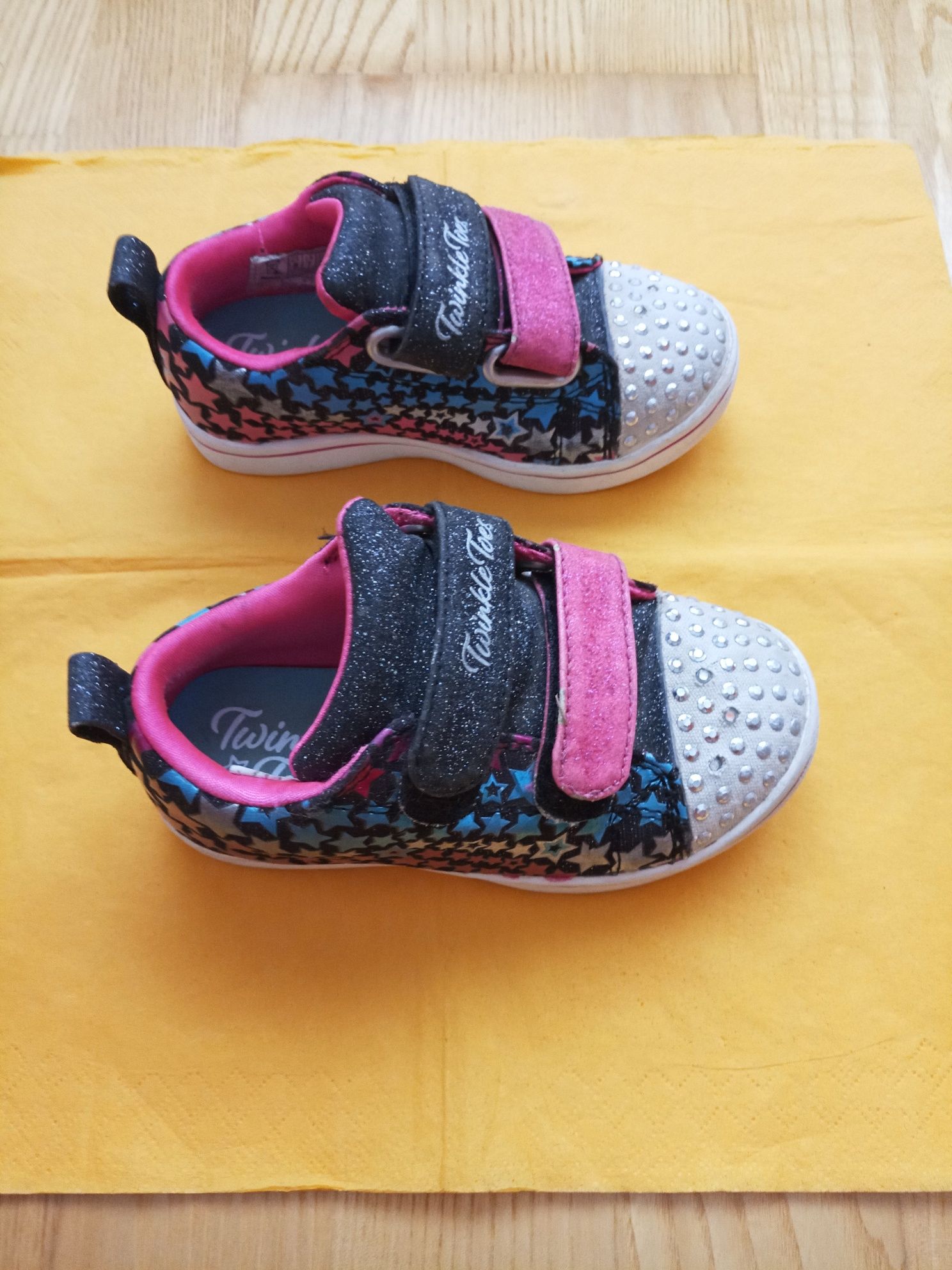 Pantof Skechers-Twinkle Toes- sport cu leduri (luminițe)-2½-3 ani(24)